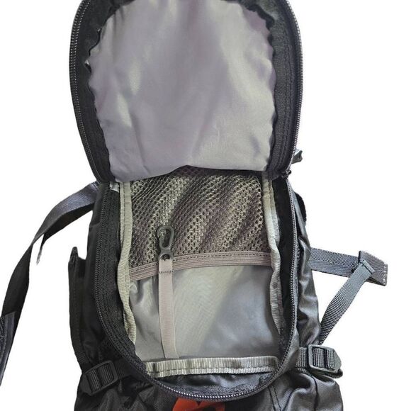 Camelbak Mini M.U.L.E. 50 oz Hydration Bag Kids No Straw/water skin Only Bag - Picture 3 of 7